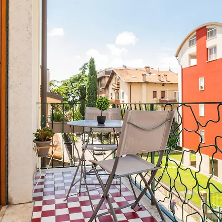 Apartamento Attico Vintage 10min Da Arena Verona